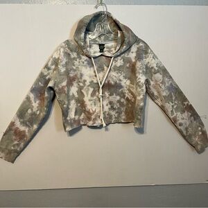 Wild fable, cropped hoodie, oversized sweatshirt size XS.